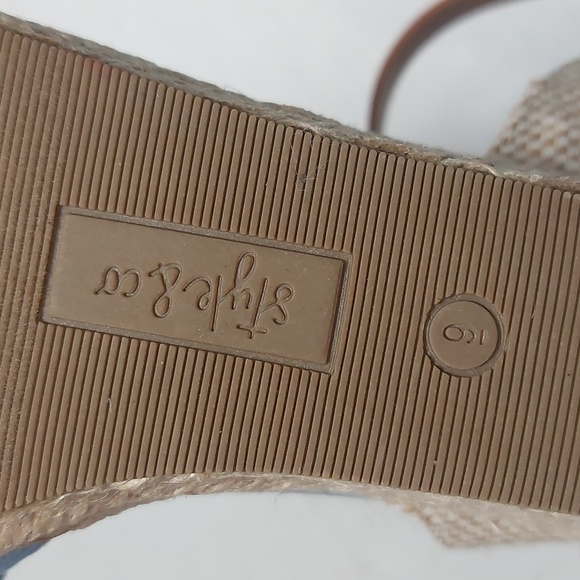 Style and Co. Mailiena Blue Ankle Straps Close Toe Wedges Sandals Size 9M - Picture 10 of 11